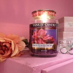 Yankee Candle Black Plum Blossom